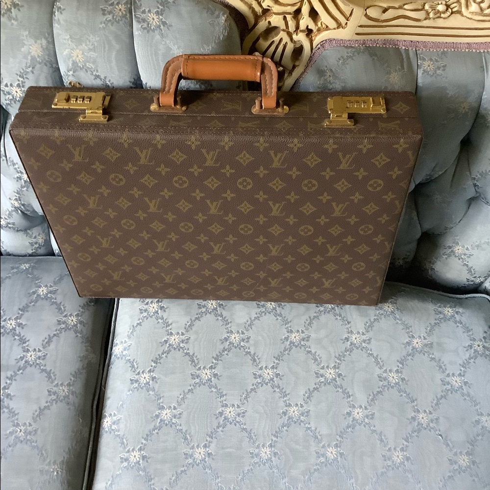Vintage Hard Leather  Briefcase